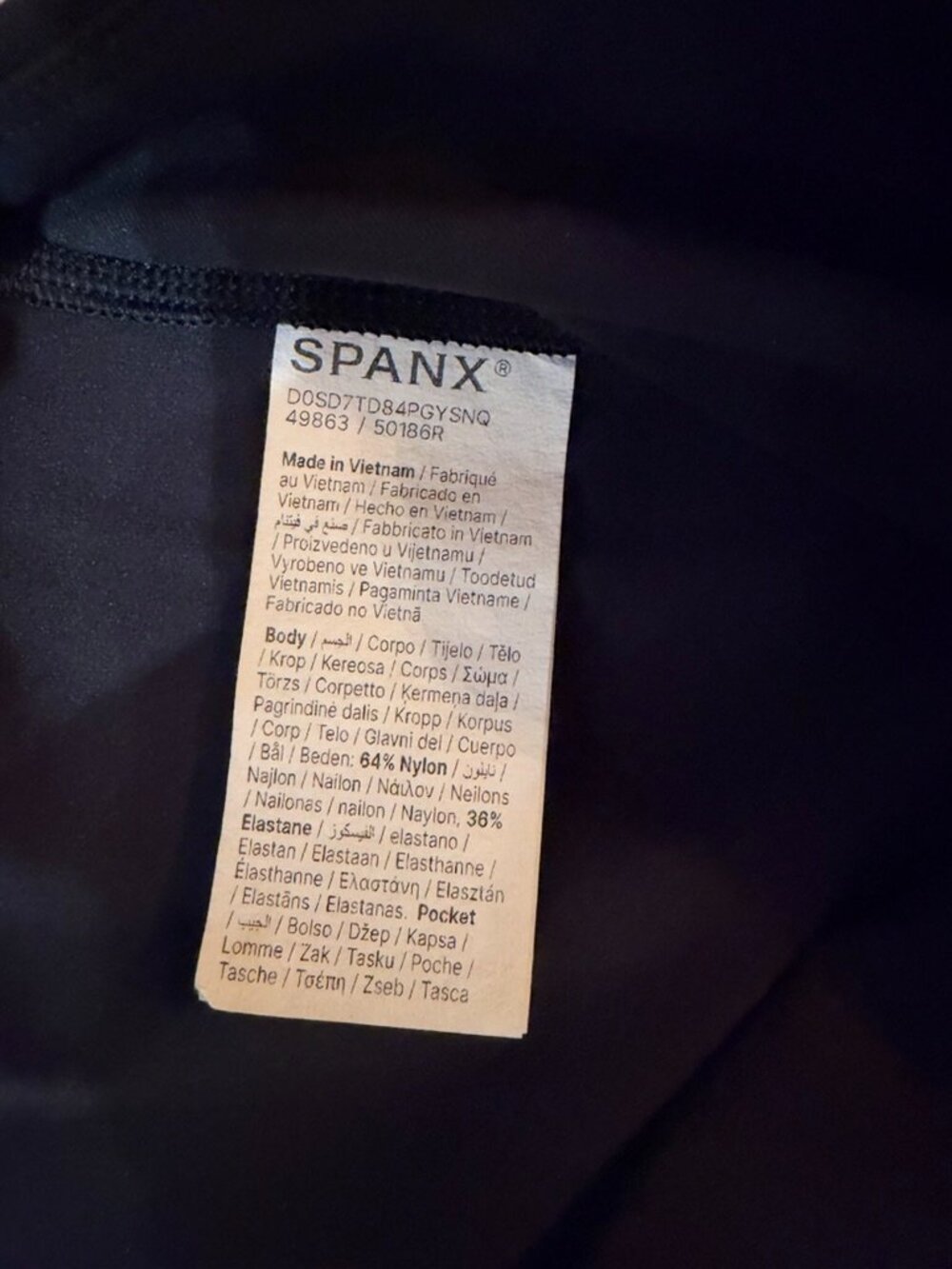Spanxshape High-waisted Booty Boost Crop Workout Leggings Black Medium - Picture 9 of 10